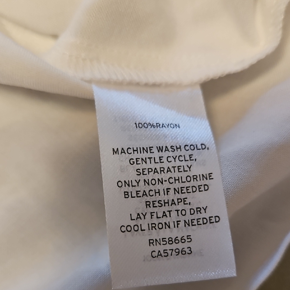 Caslon White Blouse Elegant Design - Picture 4 of 4